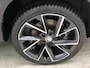 Skoda Karoq 1.5 TSI 150pk ACT Sportline Business | Panoramadak | Stuur- Stoelverw. | Camera | PDC | Keyless | LED | Navi | CarPlay