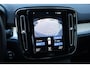 Volvo XC40 T2 Business Pro | Navigatie | Parkeercamera achter + sensoren voor | BLIS | Adaptieve Cruise Control | Climate Control | Lichtmetalen velgen 19 inch | Volvo on Call | Verwarmbare voorruit |