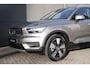 Volvo XC40 T2 Business Pro | Navigatie | Parkeercamera achter + sensoren voor | BLIS | Adaptieve Cruise Control | Climate Control | Lichtmetalen velgen 19 inch | Volvo on Call | Verwarmbare voorruit |