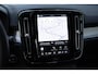 Volvo XC40 B3 Automaat Essential Edition | Verwarmbare voorstoelen | Verwarmbaar stuurwiel | Premium audio by Harman Kardon | 18 inch Lichtmetalen velgen | Alarmklasse 3