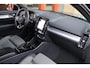 Volvo XC40 T4 Recharge Black Edition | Stoelverwarming | Parkeercamera | Harman Kardon | Memory Stoelen | Keyless | Glossy Black