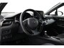 Toyota C-HR 1.8 Hybrid Style | Dodehoek detectie | Navigatie | Stoelverwarming | Keyless | Parkeersensoren voor/achter | Camera | Adaptive Cruise | Clima | Apple Carplay / Android Auto | 18 inch