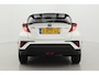 Toyota C-HR 1.8 Hybrid Style | Dodehoek detectie | Navigatie | Stoelverwarming | Keyless | Parkeersensoren voor/achter | Camera | Adaptive Cruise | Clima | Apple Carplay / Android Auto | 18 inch