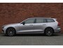 Volvo V60 T6 Plug-in hybrid AWD Plus Dark | Trekhaak | 360 Graden Camera | Verwarmbare Voorstoelen | Adaptieve Cruise Control | Apple Carplay | Lederen Bekleding | Adaptieve Cruise Control
