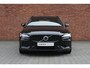 Volvo V60 T6 Plug-in hybrid AWD Plus Dark | Trekhaak | 360 Graden Camera | Verwarmbare Voorstoelen | Adaptieve Cruise Control | Apple Carplay | Lederen Bekleding | Adaptieve Cruise Control