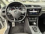 Volkswagen Touran 1.5 TSI Comfortline Business 7p | Automaat | Adapt. Cruise | Apple/Android | PDC v+a | Stoelverwarming | Afn. Trekhaak