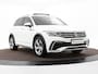 Volkswagen Tiguan 1.5 TSI 150pk DSG R-Line Business+ · Panoramadak · Leder · Apple/Android Car Play · Elek. Achterklep · 360 Camera · Keyless · 19'' Inch ·