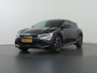 Kia EV6 Light Edition 63 kWh | Trekhaak| Stoel / stuurverwarming | Adaptive cruise controle | Parkeercamera / sensoren voor en achter |
