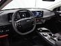 Kia EV6 Light Edition 63 kWh | Trekhaak| Stoel / stuurverwarming | Adaptive cruise controle | Parkeercamera / sensoren voor en achter |