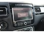 Volkswagen Touareg 3.0 TDI R-line NL auto, 2e eigenaar, dealeronderhouden door ons, trekhaak, panoramadak, leder, dynaudio, camera, elektrische stoelverstelling met geheugen,