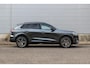Audi Q3 1.5 e-Hybrid 272pk S Edition | Panoramadak | S-Line Interieur | 20" Velgen