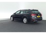 Volkswagen Golf 1.5 TSI 150pk DSG Highline Trekhaak Stoelverwarming Navigatie Adaptive Cruise Controle