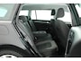 Volkswagen Golf 1.5 TSI 150pk DSG Highline Trekhaak Stoelverwarming Navigatie Adaptive Cruise Controle