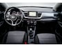 Kia Stonic 1.0 T-GDi ComfortPlusLine Navigator | Hoge Zit | Dealer Onderh | Camera | Clima | | Pdc | Cruise | LMV 17 inch | Led | Apple - Android | 2 eign | DAB Audio |