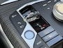 BMW 3-Serie 330e M Sport / RIJKLAAR / Fabrieksgarantie tot 11-2027 / Harman Kardon Premium Audio / Elektrische Trekhaak / Schuif- en Kantel Dak / Stoel & Stuurverwarming / Akoestisch Glas / Adaptievf Cruise Control / Leder Bekleding / Dealer Onderhouden / Apple Carplay & Android Auto / EAER 99 km /