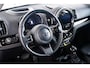 MINI Countryman Cooper S E ALL4 Panoramadak - Active Cruise Control - Elektrisch verwarmbare/verstelbare stoelen - Harman Kardon - Driving/Parking Assistent - Comfort acces - Head up - Achteruitrijcamera -