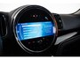 MINI Countryman Cooper S E ALL4 Panoramadak - Active Cruise Control - Elektrisch verwarmbare/verstelbare stoelen - Harman Kardon - Driving/Parking Assistent - Comfort acces - Head up - Achteruitrijcamera -