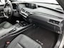Lexus UX 250h Business Line | Parkeersensoren | Stoelverwarming | Stuurverwarming |
