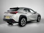 Lexus UX 250h Business Line | Parkeersensoren | Stoelverwarming | Stuurverwarming |