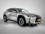 Lexus UX 250h Business Line | Parkeersensoren | Stoelverwarming | Stuurverwarming |