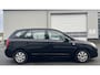 Kia Carens 2.0 CVVT X-tra