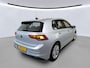 Volkswagen Golf 1.0 TSI 110PK Life / Achteruitrijcamera / LED / 16" LMV / App-Connect / Parkeersensoren V+A