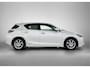 Lexus CT 200h Business Line Pro | Keyless Entry | Winter en Zomerset Wielen | Bluetooth |
