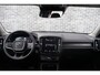 Volvo XC40 1.5 T4 Plug-in Hybrid Plus Bright | Plug-in Hybrid (PHEV) | Facelift | Lederen bekleding | Harman Kardon audio | Stoel- en stuurverwarming | Cruise control | | 19" velgen | Voorruitverwarming | Elektrische stoelverstelling | Climate control | Navigatie | Getint glas | Apple Carplay / Android Auto |