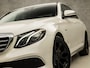 Mercedes-Benz E-klasse 350e Prestige Sport 286Pk Automaat (WIDESCREEN, LUCHTVERING, APPLE CARPLAY, GROOT NAVI, SFEERVERLICHTING, LEDER/ALCANTARA, CAMERA, ZWART HEMEL, STOELVERWARMING, TREKHAAK, NIEUWSTAAT)