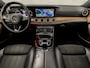 Mercedes-Benz E-klasse 350e Prestige Sport 286Pk Automaat (WIDESCREEN, LUCHTVERING, APPLE CARPLAY, GROOT NAVI, SFEERVERLICHTING, LEDER/ALCANTARA, CAMERA, ZWART HEMEL, STOELVERWARMING, TREKHAAK, NIEUWSTAAT)