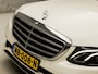 Mercedes-Benz E-klasse 350e Prestige Sport 286Pk Automaat (WIDESCREEN, LUCHTVERING, APPLE CARPLAY, GROOT NAVI, SFEERVERLICHTING, LEDER/ALCANTARA, CAMERA, ZWART HEMEL, STOELVERWARMING, TREKHAAK, NIEUWSTAAT)