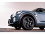 MINI Countryman Cooper S E ALL4 Panoramadak - Active Cruise Control - Elektrisch verwarmbare/verstelbare stoelen - Harman Kardon - Driving/Parking Assistent - Comfort acces - Head up - Achteruitrijcamera -