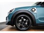MINI Countryman Cooper S E ALL4 Panoramadak - Active Cruise Control - Elektrisch verwarmbare/verstelbare stoelen - Harman Kardon - Driving/Parking Assistent - Comfort acces - Head up - Achteruitrijcamera -