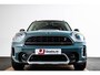 MINI Countryman Cooper S E ALL4 Panoramadak - Active Cruise Control - Elektrisch verwarmbare/verstelbare stoelen - Harman Kardon - Driving/Parking Assistent - Comfort acces - Head up - Achteruitrijcamera -