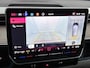 Volkswagen ID. Buzz Pro Bulli Limited Edition 86 kWh LWB 286PK | VOL OPTIES! | 7-zits | Trekhaak | Navigatie Draadloos Apple Carplay/Android Auto | 3-zones Climatronic Airco | Panoramadak | LED Matrix koplampen | Stoelverwarming | Achteruitrijcamera inclusief 360 graden camera | Lane Assist | Verwarmbaar multifunctioneel stuurwiel | Adaptive Cruise Control | DAB+ | Achterlichten LED |