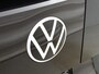 Volkswagen ID. Buzz Cargo Bulli edition 79 kWh 286PK | Climatric Airco | Trekhaak | Stoelverwarming | Draadloos Apple Carplay/ Android Auto | DAB+ | Achteruitrijcamera inclusief 360 graden | Diefstalalarm | Navigatie | LED Matrix koplampen | Voorruit verwarmbaar |