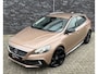 Volvo V40 Cross Country 2.5 T5 255pk+ AWD R-Design Automaat|Camera|IntelliSafe Pro|Leder|19 Inch|Bi-Xenon|Vol optie!!