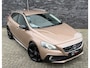 Volvo V40 Cross Country 2.5 T5 255pk+ AWD R-Design Automaat|Camera|IntelliSafe Pro|Leder|19 Inch|Bi-Xenon|Vol optie!!