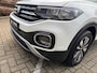 Volkswagen T-Cross 1.0 TSI Move | DSG | Trekhaak | App.Carplay | Camera | Cruise C. | 1e eig.