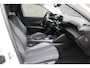 Peugeot e-2008 EV Allure 50 kWh Inclusief batterijcertificaat, Automaat, Cruise/Climate control, Navigatie, Camera, Stoelverwarming, Dakrails, LM velgen,