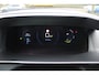 Peugeot e-2008 EV Allure 50 kWh Inclusief batterijcertificaat, Automaat, Cruise/Climate control, Navigatie, Camera, Stoelverwarming, Dakrails, LM velgen,
