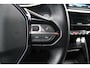 Peugeot e-2008 EV Allure 50 kWh Inclusief batterijcertificaat, Automaat, Cruise/Climate control, Navigatie, Camera, Stoelverwarming, Dakrails, LM velgen,