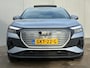 Audi Q4 e-tron 45 quattro Edition 82 kWh / Fabrieksgarantie t/m 09-2028/100.000km / SOH 100% / Navigatie / Schuif-/Kantel dak / Apple Carplay/Android Auto / Stoelverwarming / Elektrische Achterklep / SONOS Audio / Adaptieve Cruise Control /