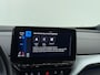 Volkswagen ID.4 Pro 77 kWh | Achteruitrijcamera | Adaptieve cruise control | Warmtepomp | Keyless | Stoel- en stuurwielverwarming | CarPlay | Navigatie |