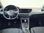 Volkswagen Polo 1.0 TSI Comfortline | Parkeersensoren | Cruise Control | CarPlay | Navigatie | Airco |