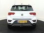Volkswagen T-Roc 1.0 TSI Style | Trekhaak | Parkeersensoren | Adaptieve cruise control | CarPlay | Navigatie | Airco |