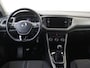 Volkswagen T-Roc 1.0 TSI Style | Trekhaak | Parkeersensoren | Adaptieve cruise control | CarPlay | Navigatie | Airco |