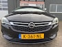 Opel Astra 1.0 Business+ met parkeersensoren en navigatie en cruise controle en bluetooth telefoon / media
