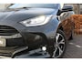 Toyota Yaris 1.5 VVT-i Dynamic Special | Rijklaar | Stoelverwarming | LED | Apple/Android | Adap. cruise | Camera