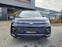Volkswagen Tiguan 1.5 eTSI R-line Edition | Met o.a. panoramadak, elektrisch uitklapbare trekhaak en Harman Kardon audio!